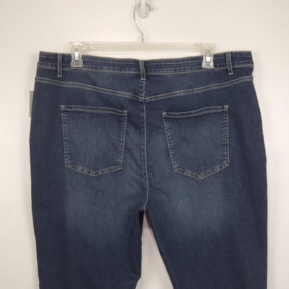 Falls Creek Women's Medium Dark Wash Stretchy Flare Jeans NEW NWT Size 22 - Picture 5 of 12